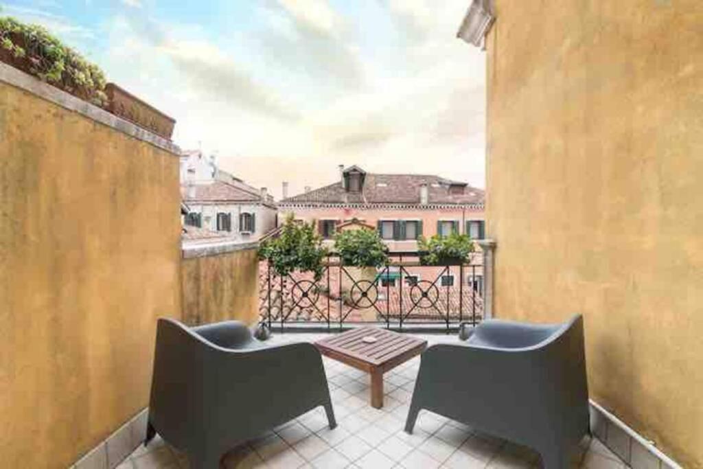 Ca' Pesaro Rooftop Terrace Apartment. Venedig Eksteriør billede