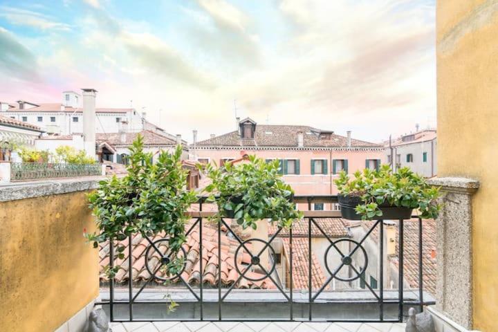 Ca' Pesaro Rooftop Terrace Apartment. Venedig Eksteriør billede
